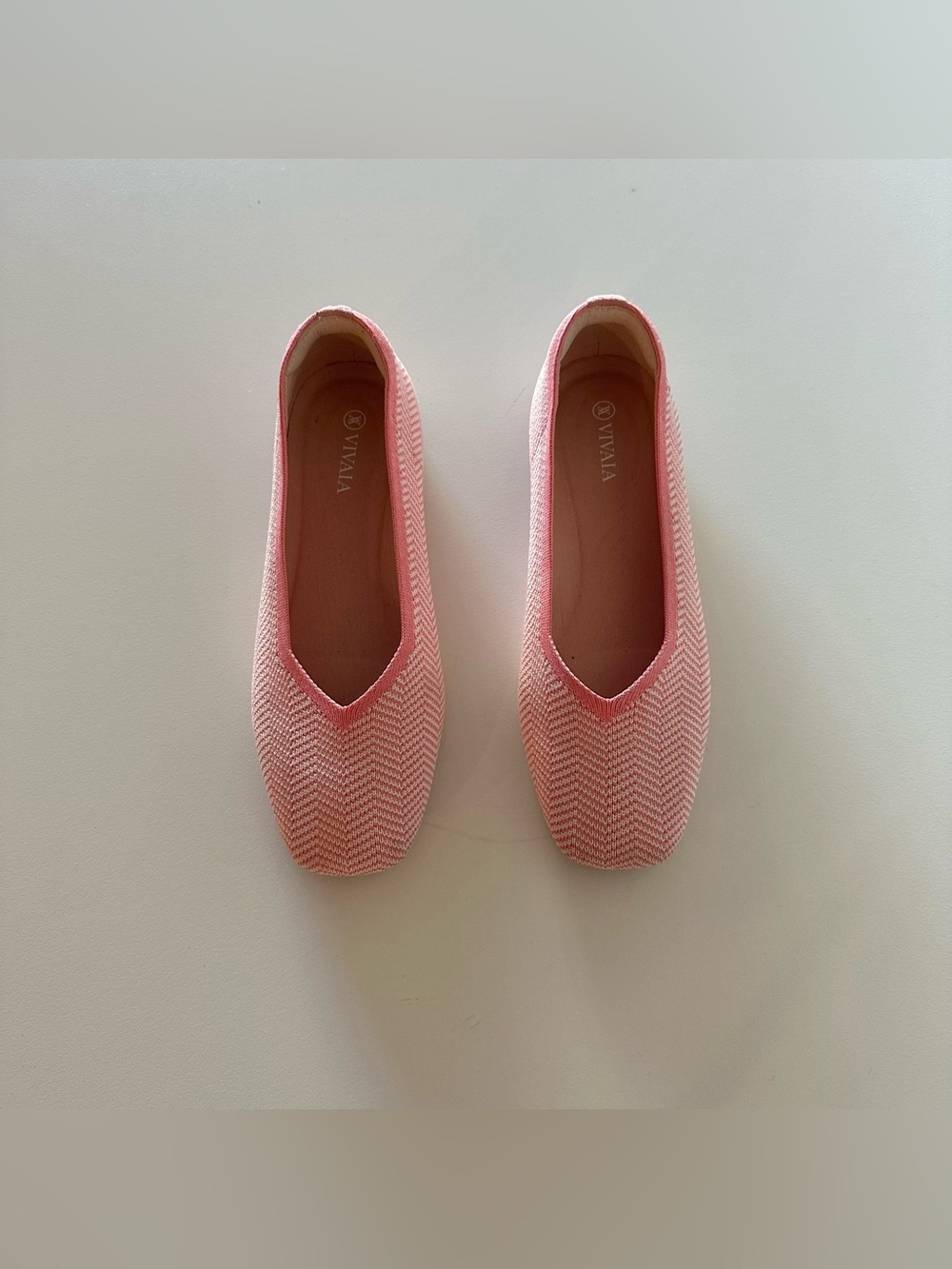 Vivaia Square Toe Margot V Cut Flats Pink Herringbone 37 US 6.5 Preppy Work

Sup